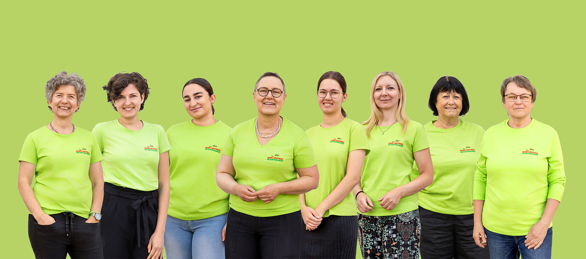 Gruppenbild der Mitarbeiter:innen der Markt-Apotheke Neckartenzlingen